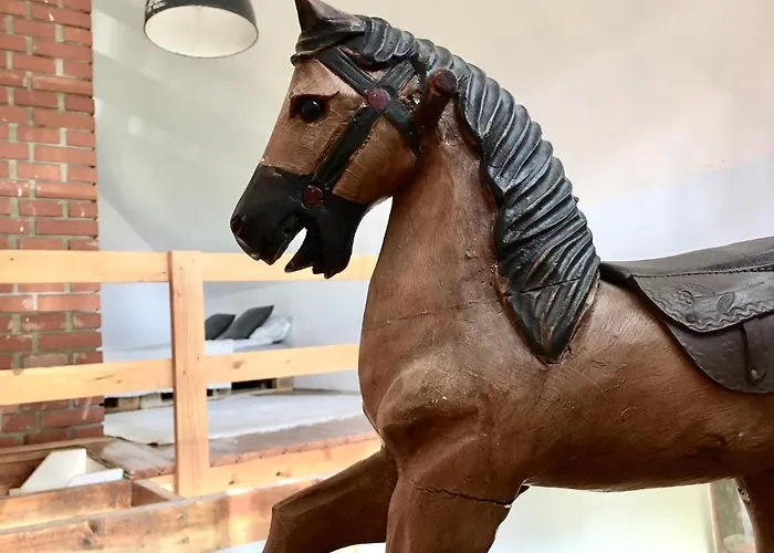 Kesa Fahaz Pensión 3*